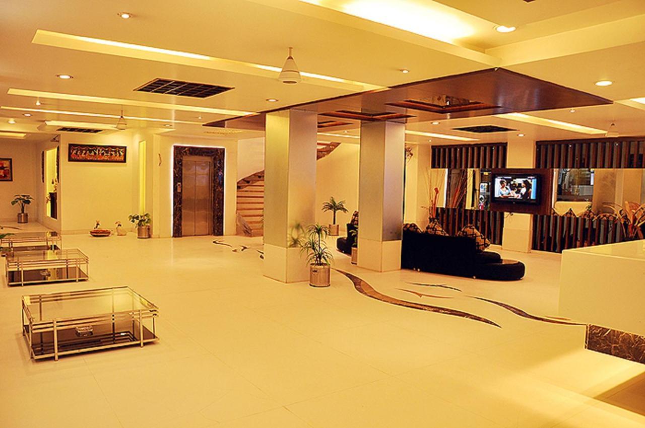 Hotel Sun International Nowe Delhi Zewnętrze zdjęcie